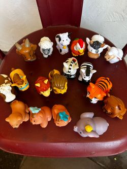 18 Little People Animal Figures