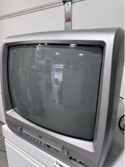Sylvania 13” CRT tv. NO REMOTE.