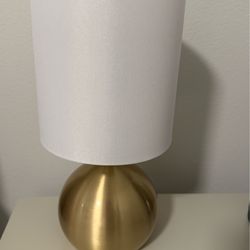 2 Gold and white lamps
