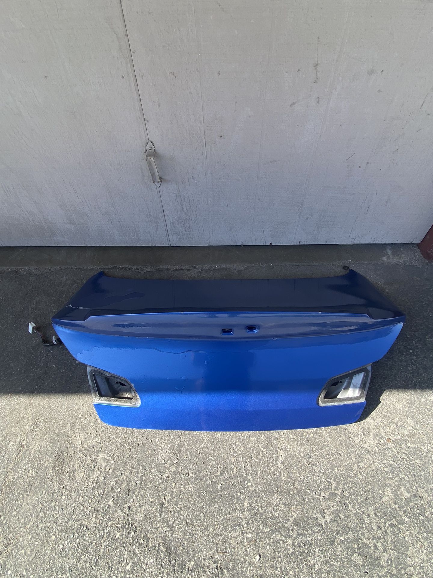 2008-2013 Infiniti G37 Sedan Trunk Oem Part