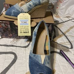 Toms wedges 