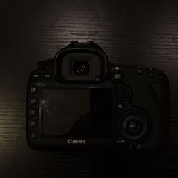 Canon EOS 5D Mark III Body