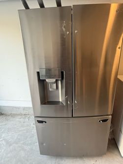 LG French Door Refrigerator Model: LFXS26973S | Stainless Steel