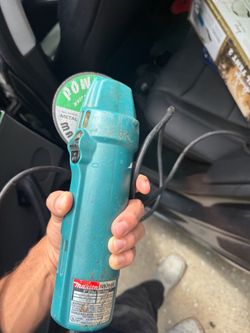 Makita N9344B 4" Disc Angle Grinder