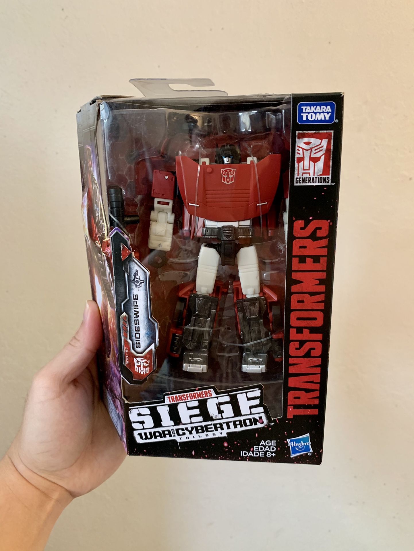 Transformers Siege War For Cybertron Sideswipe Deluxe Class Figure