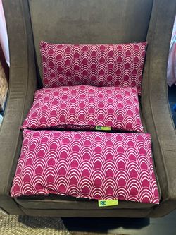 Pink Scallop Print Throw Pillows Set of 3