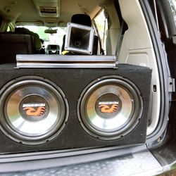 Subs ,Horn And 4 Channel Amp Works Perfectly Fine Nothing wrong Just Took Itout My Car That I Sold 