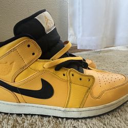 Nike Air Jordan 1 Mid University Gold/Black Size 11 MEN