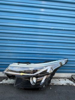 Kia Seltos 2020 2021 2022 ...2023 2024 2025 Halogen W/ LED Left Side Headlight OEM