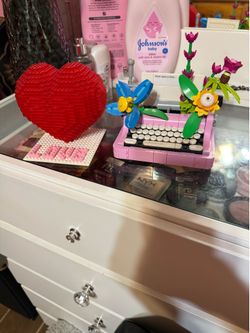 typewriter and heart lego sets