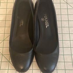 Chanel black leather block 38.5