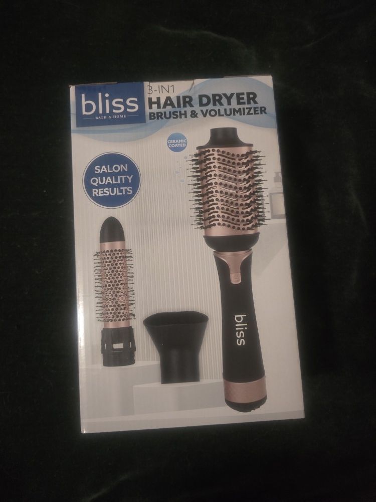 Hair dryer brush