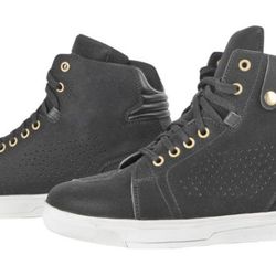 Women’s Motorcycle Boots size7