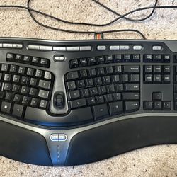Microsoft Natural Ergonomic Keyboard 4000