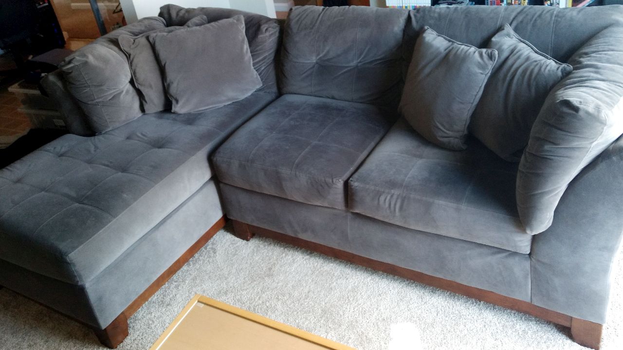 Gray-brown left-facing 2-pc chaise sectional couch