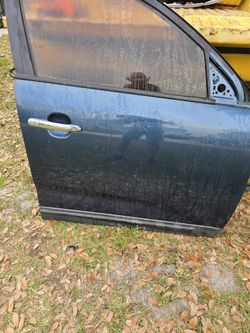 2015 Kia Sorento Passenger Side Complete Front Door