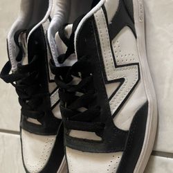 Vans / Brand New 7.5 Men’s  9 Women’s 