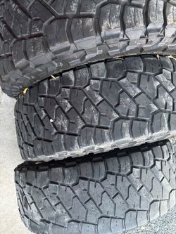 Tires 37x12.50r20