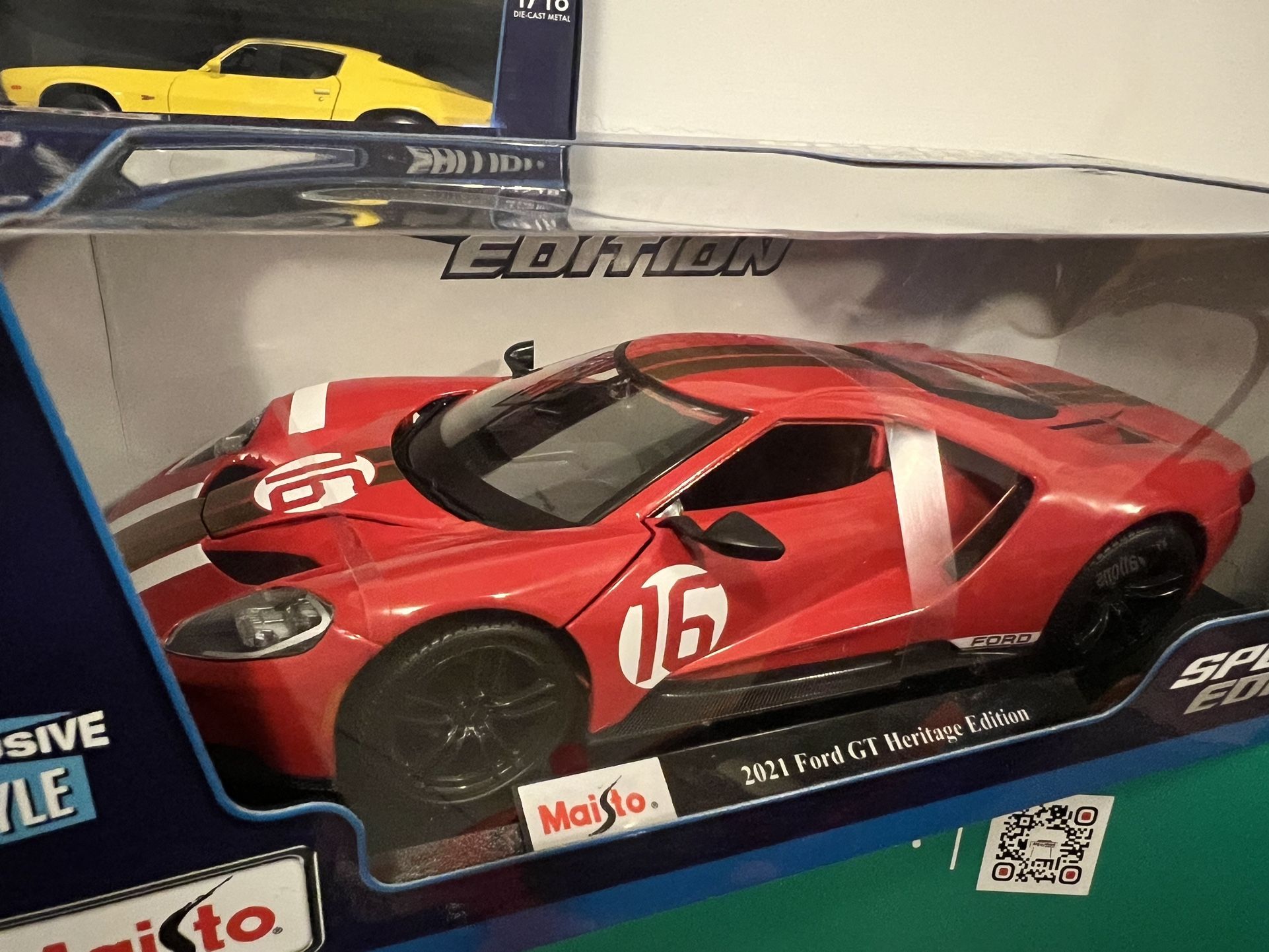 118 Scale Exotic Diecast Collectible Cars for Sale in Winterville, NC