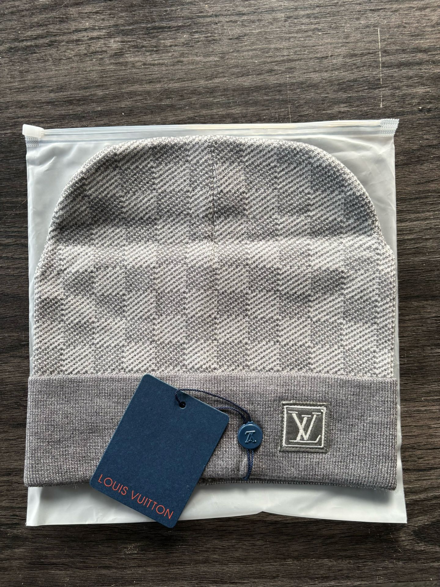 Grey beanie