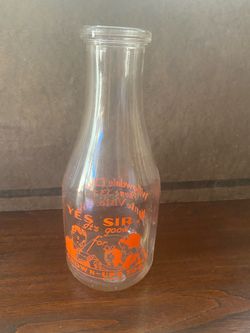 Vintage Willowdale Dairy Glass Milk Bottle
