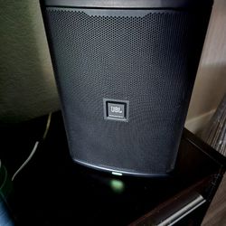 JBL ONE COMPACT PRO SPEAKERS BLUETOOTH LIKE NEW 750