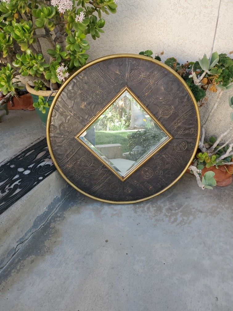 Oriental Round Mirror