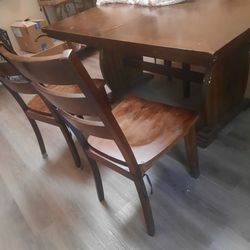 Dinning table with 4 chairs