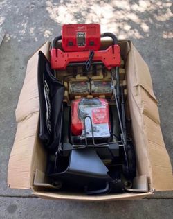 Milwaukee M18 FUEL Brushless Cordless 21 in. Walk Behind Dual Battery Self- Propelled Mower w/(2) 12