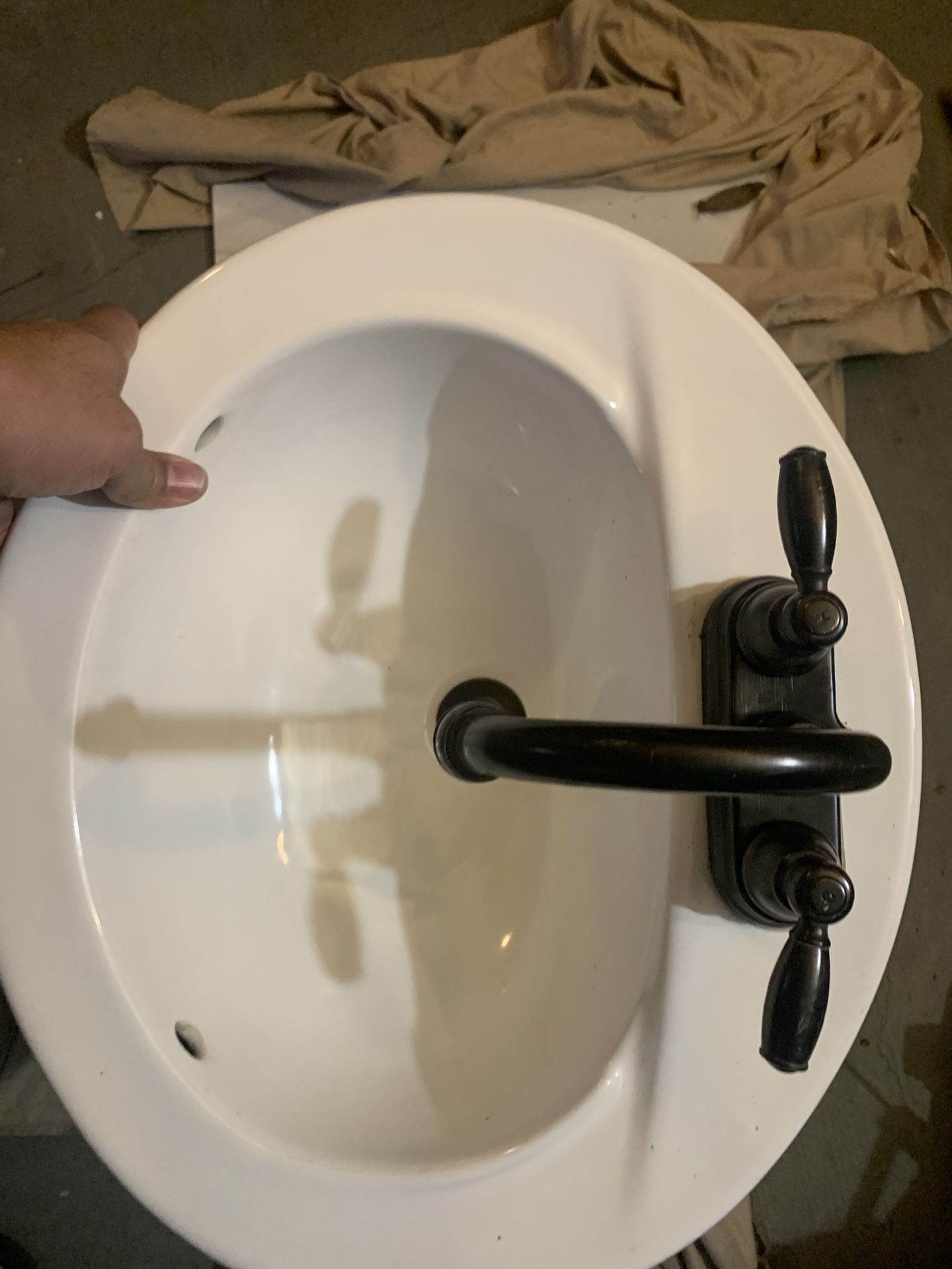 Antique Sink W/ PEERLESS FAUCET