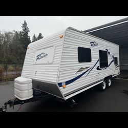 2010 Rainier Dutchman 24ft in very good shape
