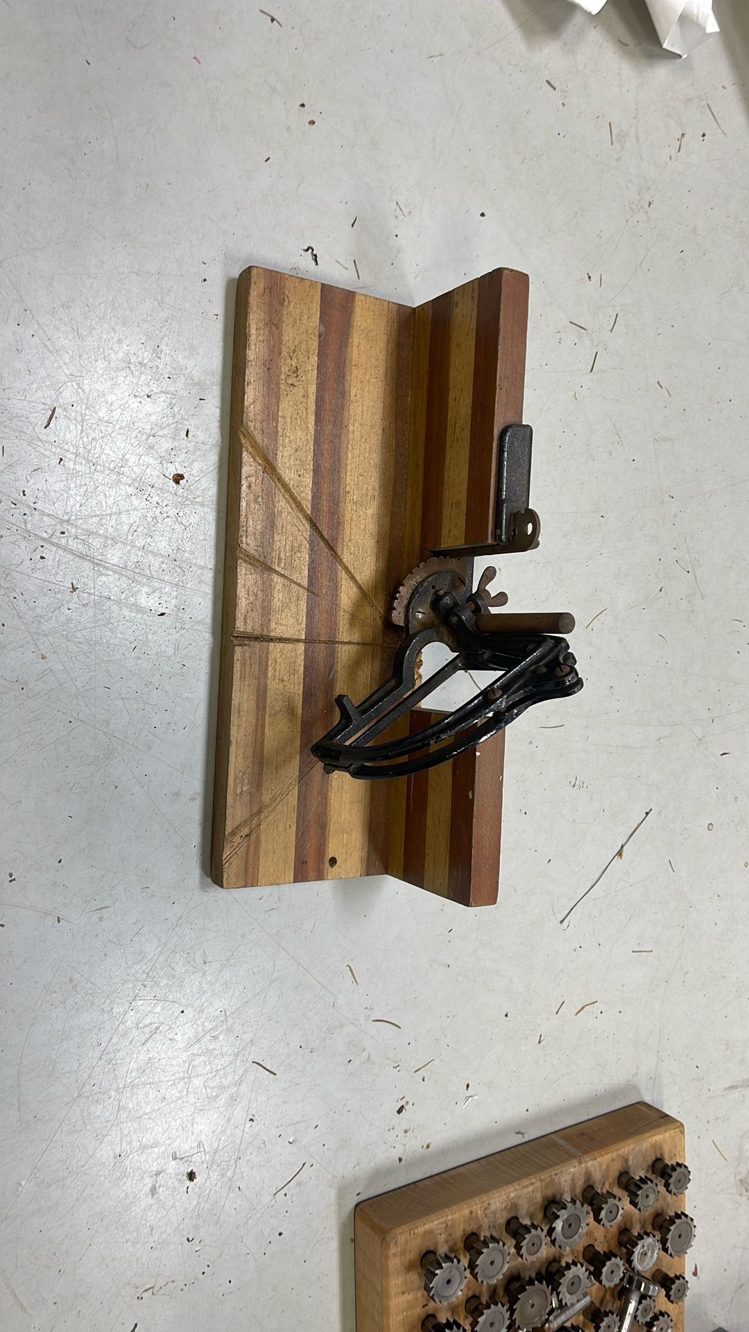 Hand Saw Miter Gauge
