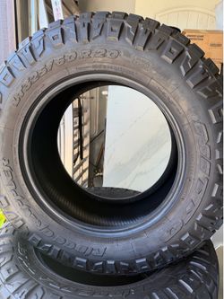 Off-road tires 325/60R20