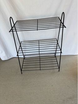 3 Tiered Metal Plant Stand