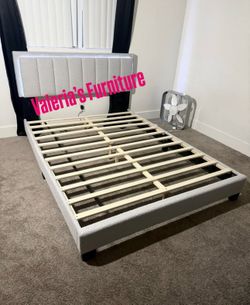 New queen bed with mattress
