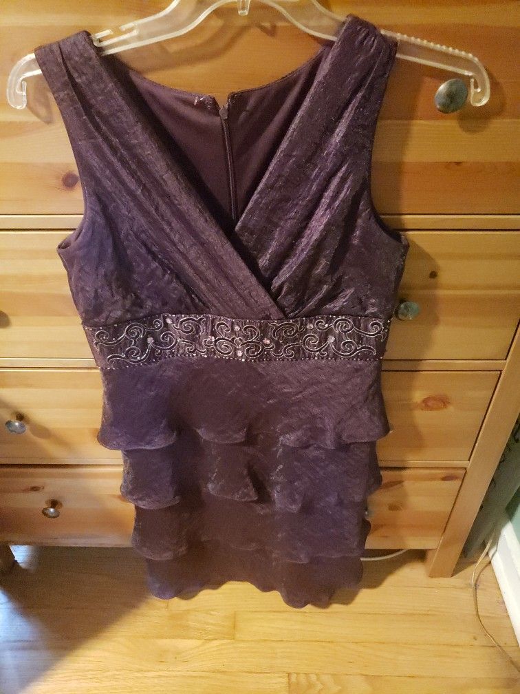 Women Tiered Party Dress Approx Size 6-8