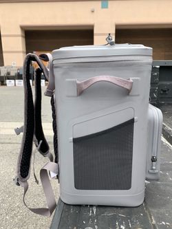 Rtic backpack cooler