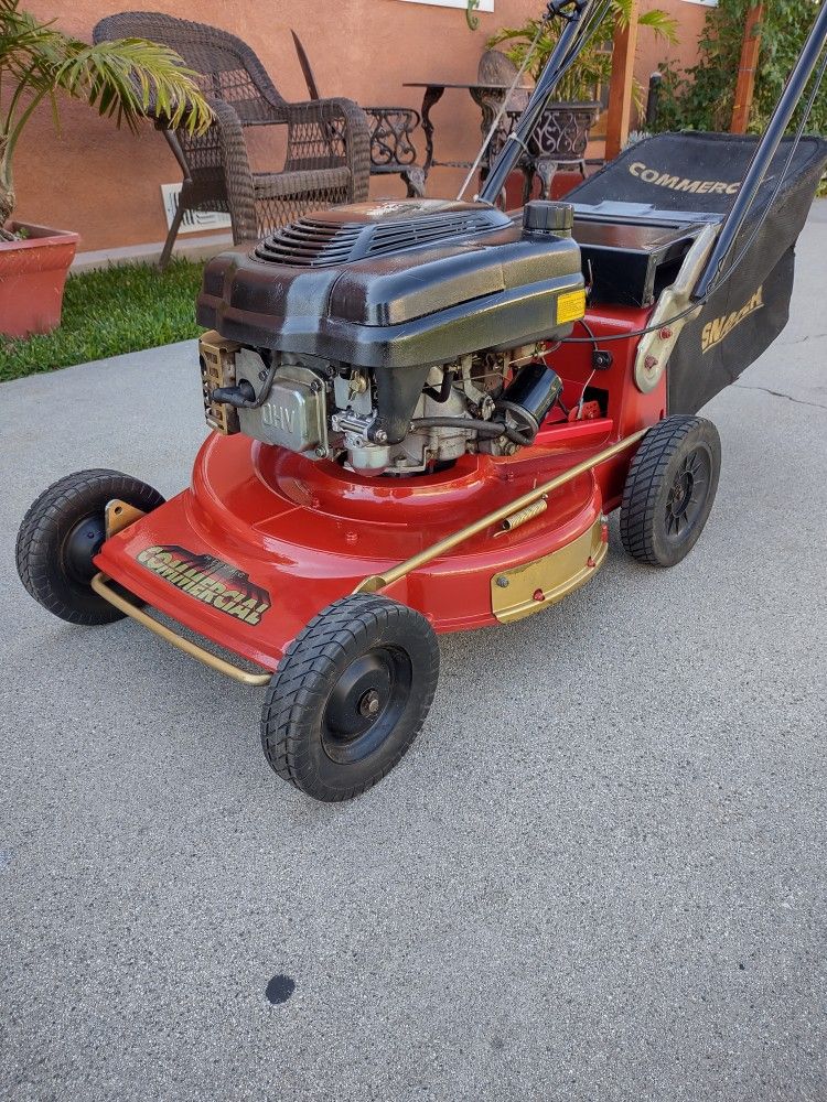 Snapper Commercial Lawnmower With Subaru Engine 6.5hp