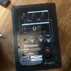 PreSonus Eris E5 2-Way 5.25" Near Field Studio Monitor