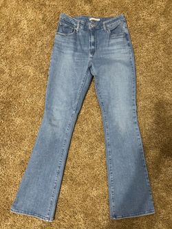 Women’s Levi’s size 30