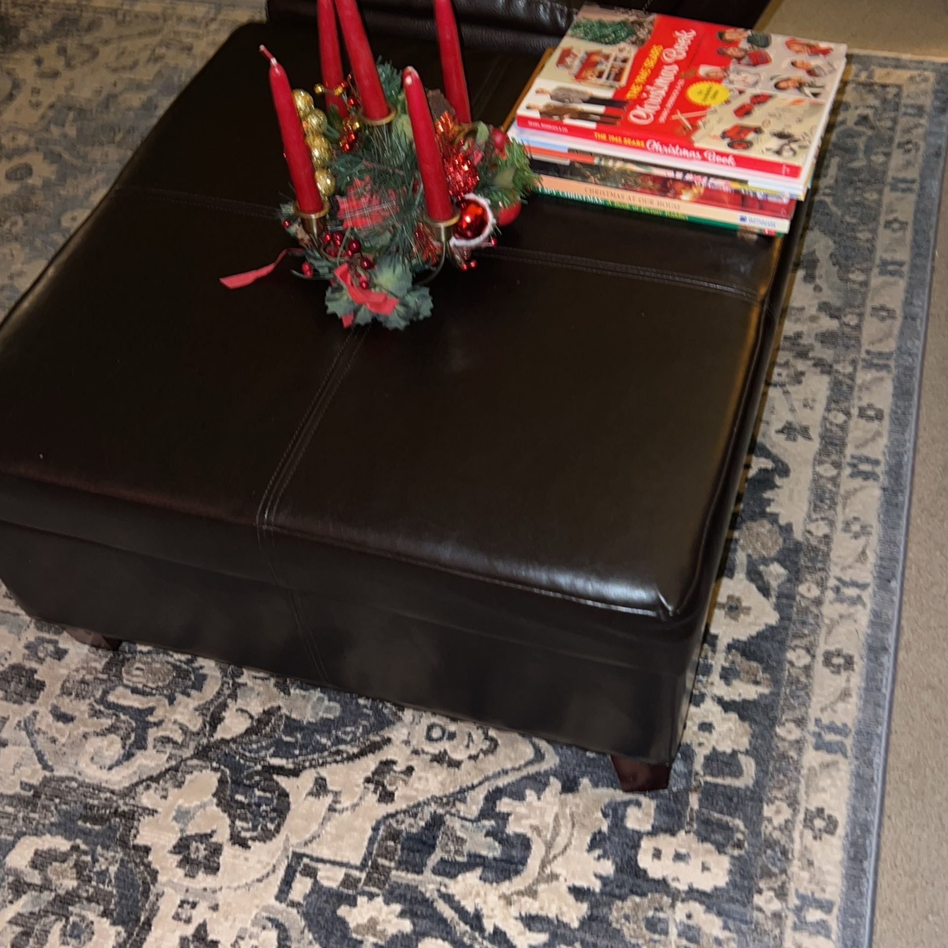 Nice storage ottoman