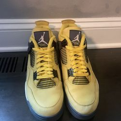 Size 12 - Jordan 4 Lightning