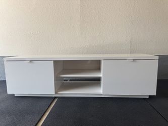 Modern White TV Stand / Media Console with Storage