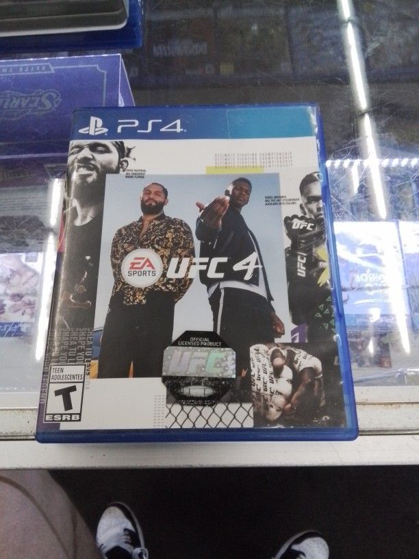 UFC 4 (PS4)