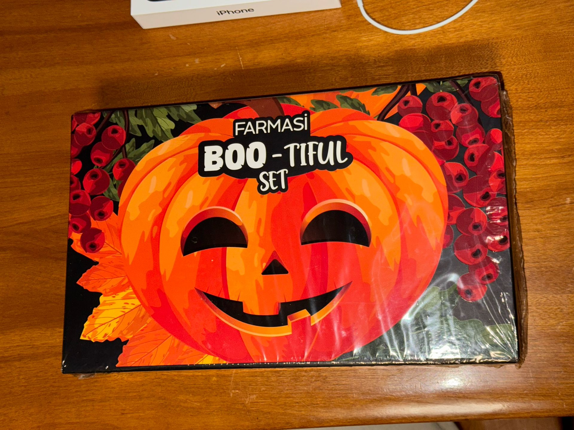 Farmasi Bootiful Set New $10