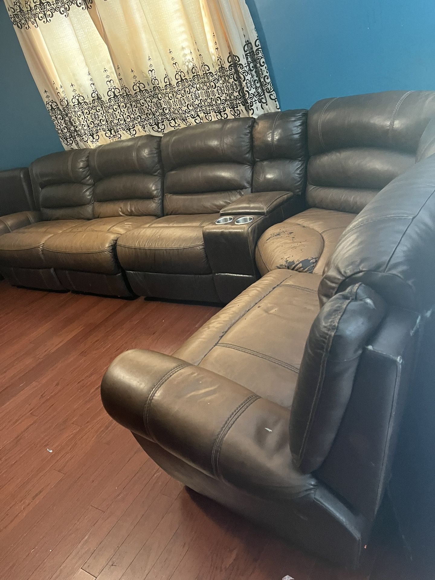 Sectional Reclining Couch