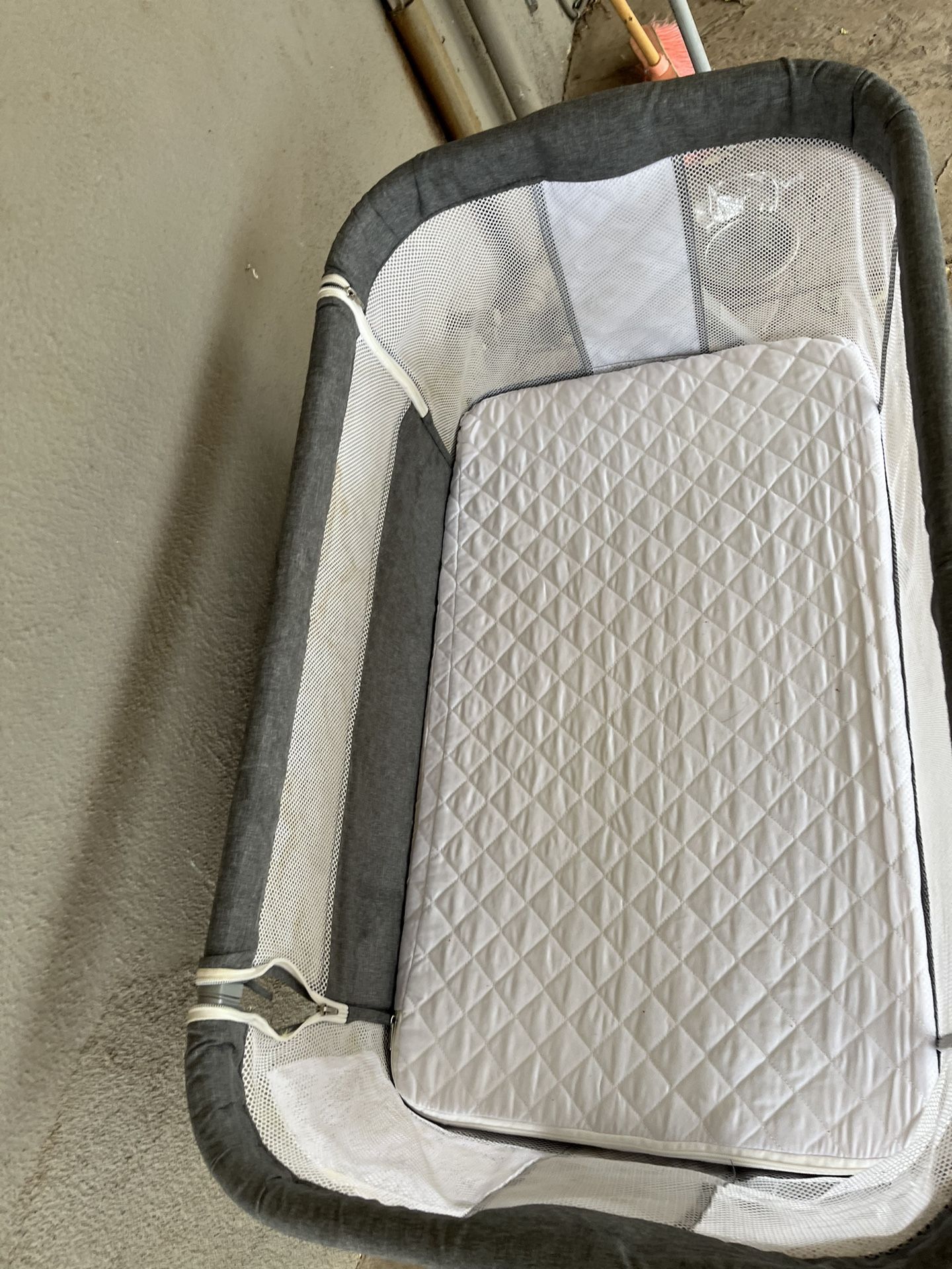 Baby bassinet