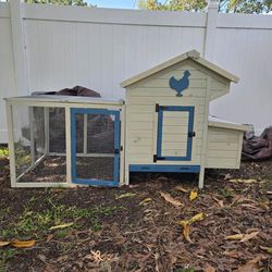 Chicken Coop - Brand New, Never Used