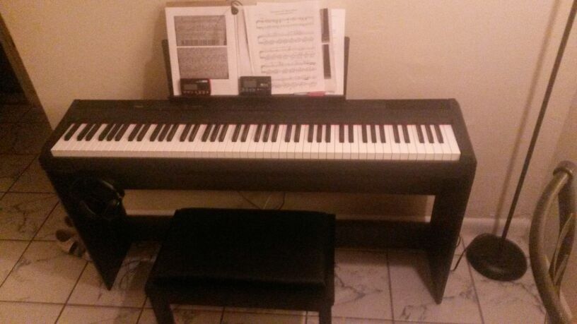 Yamaha P105- used for Sale in Fort Lauderdale, FL - OfferUp