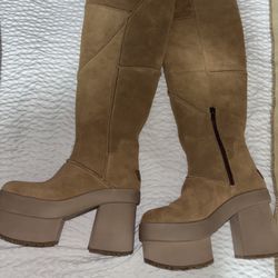 NEW UGG Xtra Heights